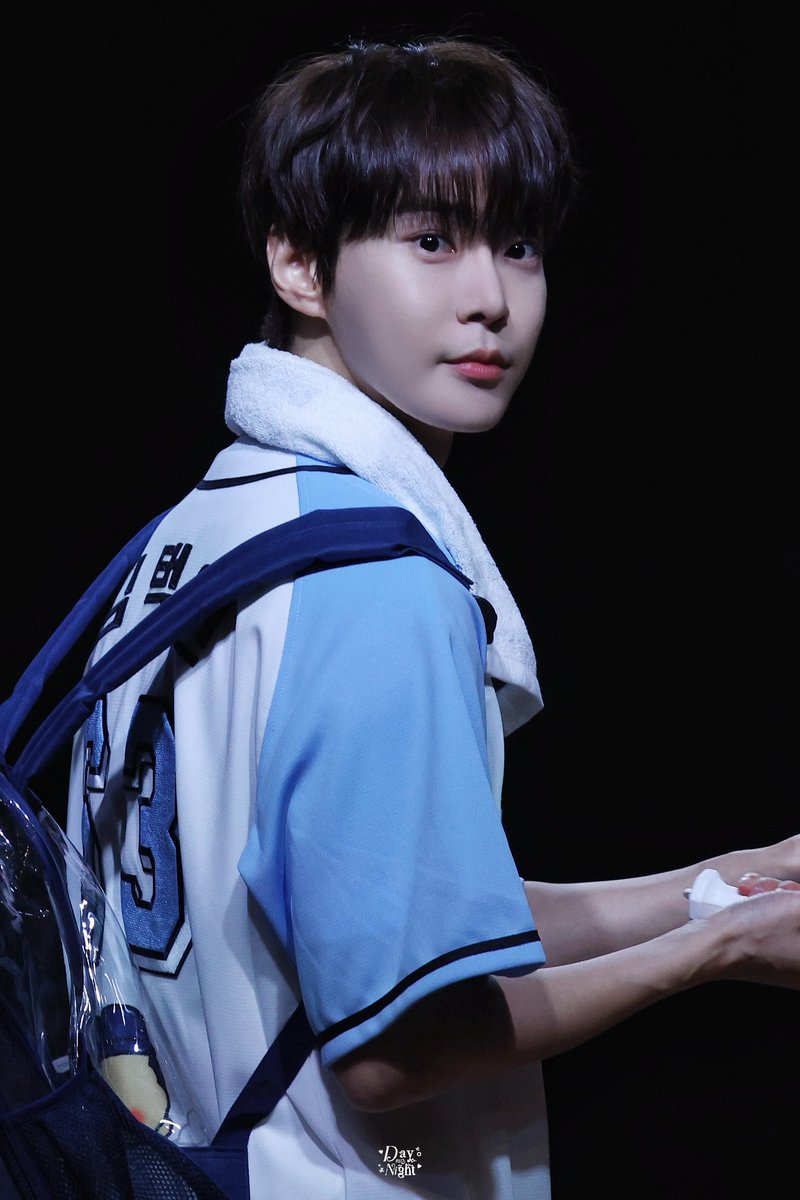 Dayandnight0201's tweet photo. 250625

#도영
#DOYOUNG https://t.co/mAblmtkZQd