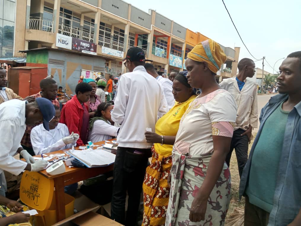 IsraelinRwanda's tweet photo. We are inspired by the energy, dedication and leadership of Rwanda’s young people!

Through the “Kanguka Umenye Phase 2” initiative, @medsar_rwanda made a real difference—bringing vital services like NCD screening, HIV/HBV/HCV testing, GBV counselling, and youth education on reproductive health directly to communities.

We are proud to partner and support such youth-led efforts that strengthen health systems and promote well-being

#KangukaUmenye2