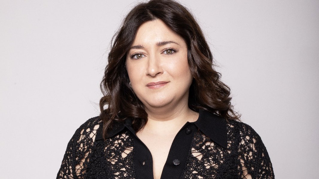 🎬✨ BARRIO ESPERANZA ja està en marxa!

Aviat coneixeràs la nova comèdia de @RTVE i @Globomedia (THE MEDIAPRO STUDIO), protagonitzada per @Marionateres.
Creada per Iván Escobar i Antonio Sánchez Olivas