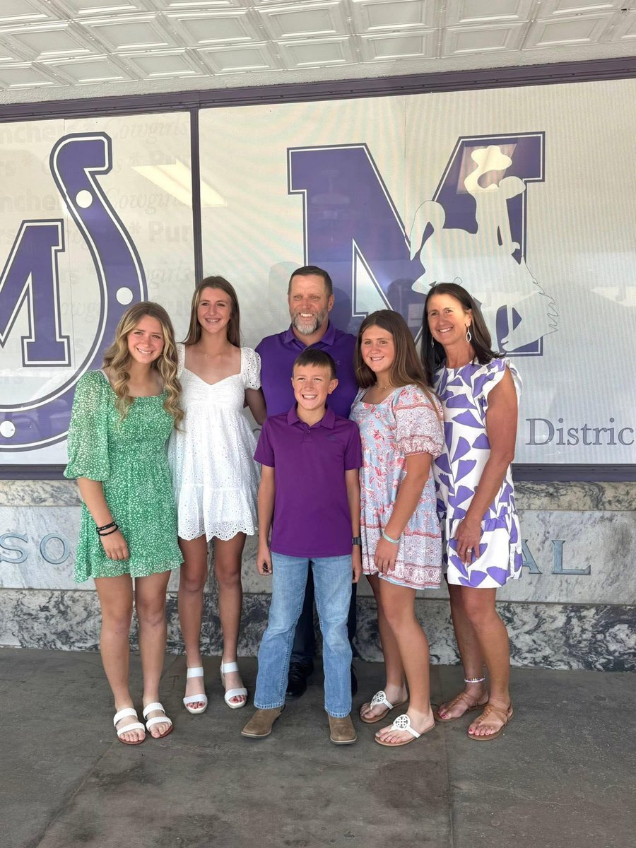 fbacrosstexas's tweet image. Episode 34 of Beyond the Lights: Football Across Texas is now available where you listen to your podcasts. Listen to new Mason ISD head football coach and AD, Wade Griffin, talk about the journey that brought him and his family to what he hopes to be their final stop in their…