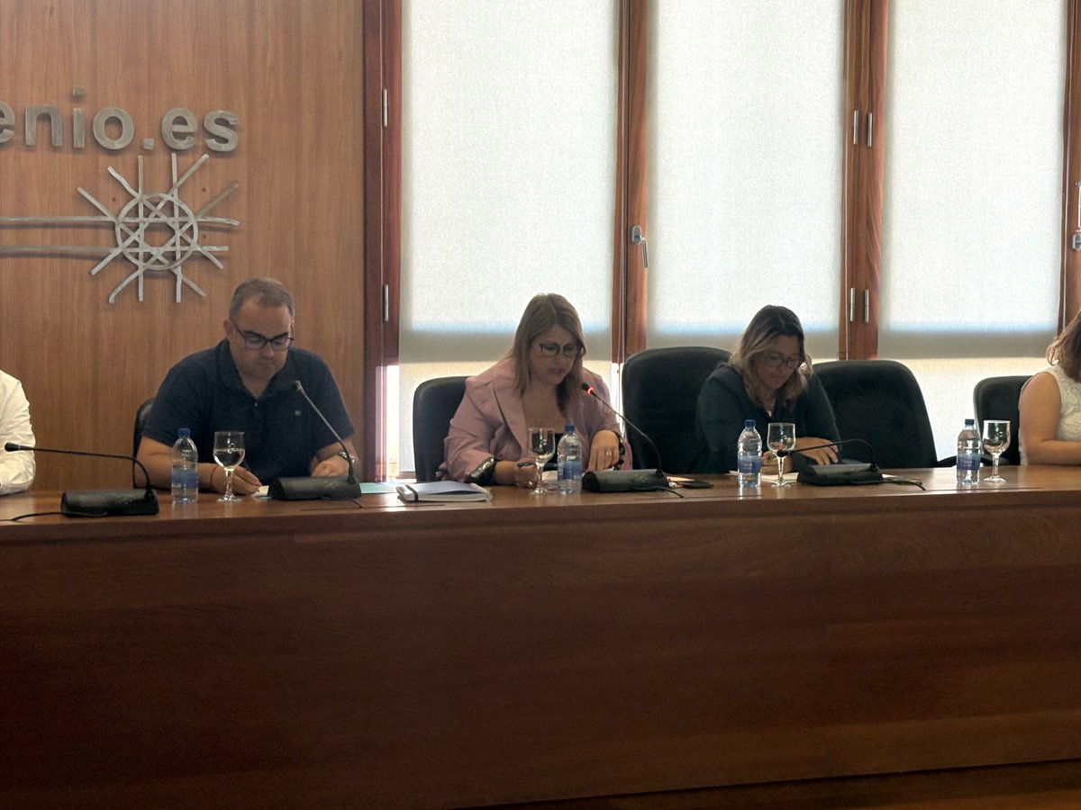 El curso escolar se despide con nuevos retos educativos en el horizonte

El Consejo Escolar Municipal analiza los proyectos del año académico 2024-2025 y adelanta nuevas iniciativas para seguir impulsando la calidad educativa en el municipio

👉 acortar.link/HQHJre