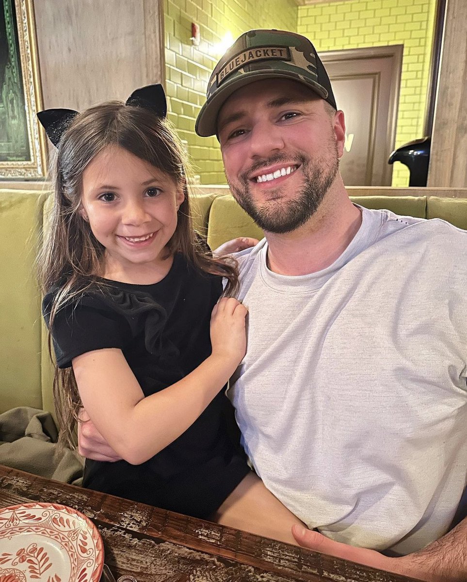 GM from my little angel 👼