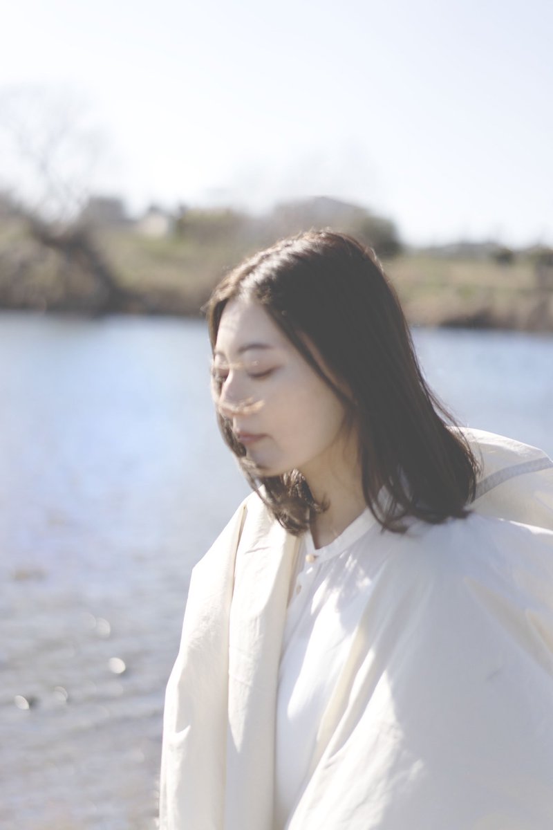 Ucuuu__'s tweet image. [NEWS]
Yoko Komatsu、自身初となる楽譜集『情景』の発売記念コンサートを8/30に東京・永福町sonoriumで開催

「何年も憧れだった」と語る楽譜集『情景』には、既存の楽曲から10曲が選ばれ収録される。発売記念コンサートの予約は、28日10:00から開始予定。
ucuuu.net/news/yokokomat…