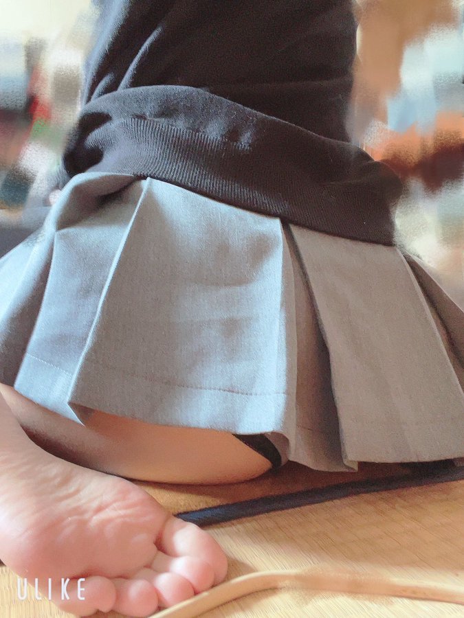 YRe253tJ19's tweet photo. 見せ合い◎
いいねした人から誘ってくね！！🥺

#いいねでDM #うらあか女子 #裏アカ男子とつながりたい https://t.co/c1rfpupbDH