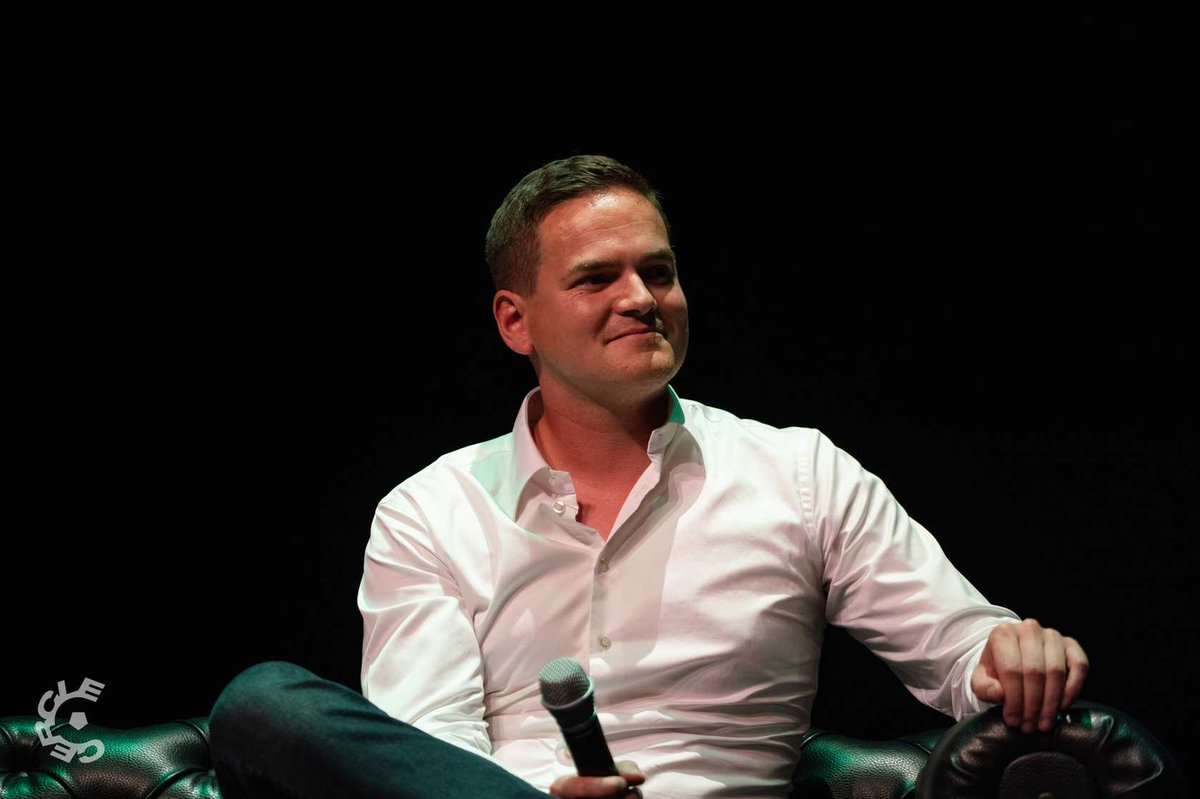 Zondag vond voor de Cercle-jeugd het eerste infomoment plaats met het oog op het seizoen 2025-2026.

Directeur Jeugd Bram De Rop, CEO Klaas Reynaert en VZW-voorzitter Piet D'Hooghe ontvingen zo'n 600 aanwezigen.

Niet alleen de praktische afspraken, maar ook de langetermijnvisie