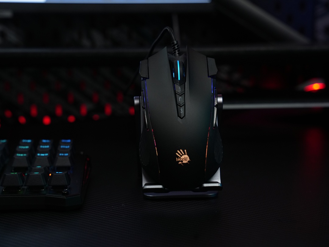 🎯When your J90 makes you a menace 😈Tag a duo to carry!

#bloodygaming #boundbygaming