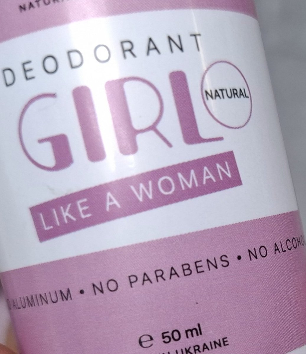 "Дезодорант для дітей і підлітків «Like a Woman» підходить для щоденного використання, за потреби його можна використовувати з 5 років"

Твітерського обурення пост. 
Друзі, ну який вуман, "від 5 років", ну  трясця, ну можна єдинорога якогось, квіти, котів, фрукти?