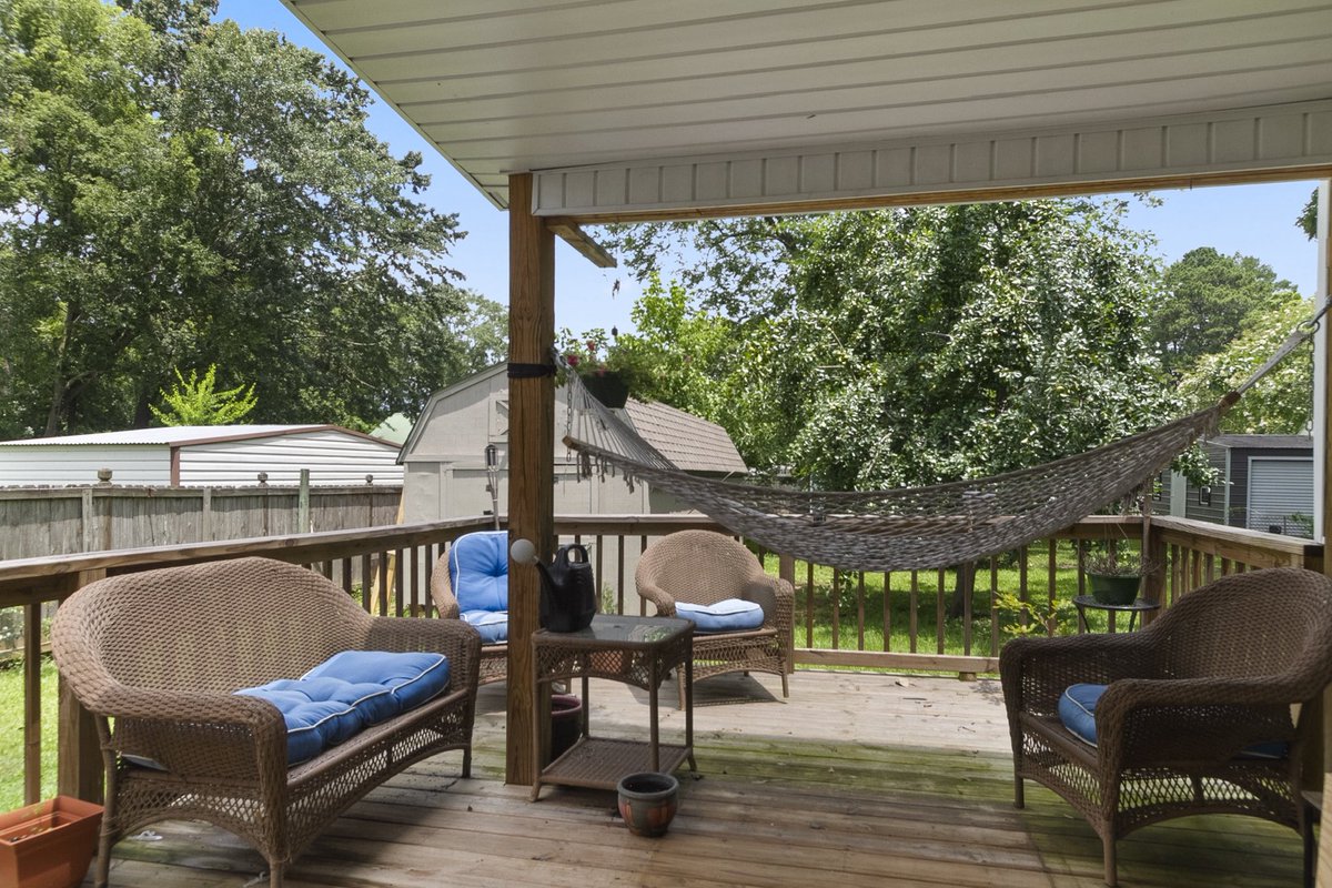 AndrewJBoneRE's tweet image. Looking for Tuscaloosa rental? Houses and condos coming available. From a furnished condo at Midtown to furnish your own. Set up for year round sports or visiting your college student. Home away from home. (3BR/3BA, 2BR/2BA, 4BR/3BA) Text: 256-504-2963 Let’s roll!