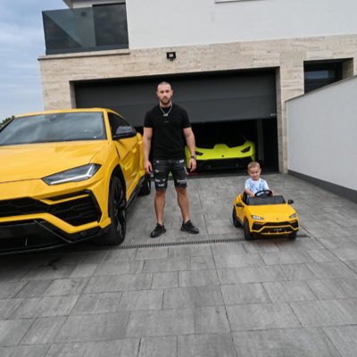 ThatDudeMT's tweet photo. #NewProfilePic https://t.co/X7VaZvyVIp