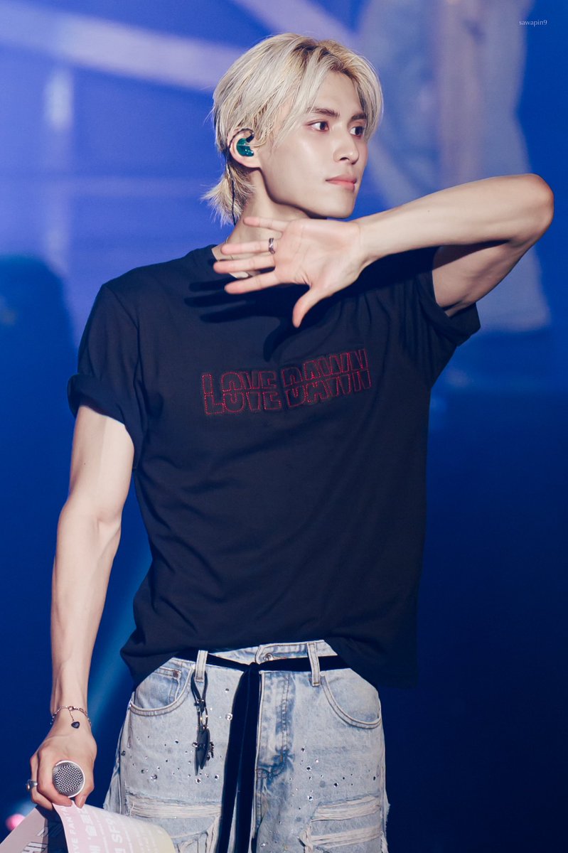 sawapin9's tweet photo. 250621 🌞💚
2025 SF9 LIVE FANTASY #5 LOVE DAWN

#SF9 #에스에프나인 #LOVE_DAWN
#유태양 #YOOTAEYANG #ユテヤン https://t.co/Z5WuJ3BUs7