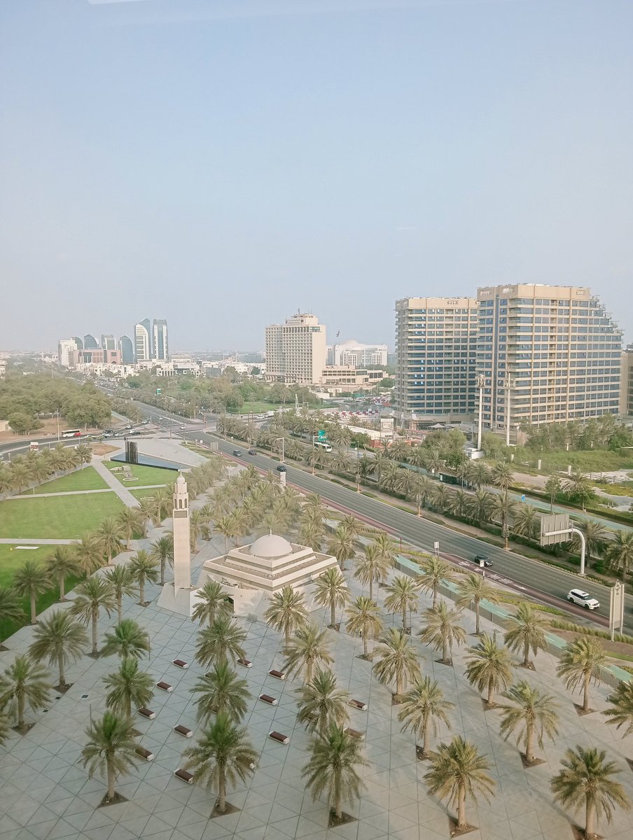razbn17's tweet photo. "As you enter positions of trust and power, dream a little before you think."~Toni Morrison
#AbuDhabi ๐ฆ๐ช
#UAE #QOFTD #WednesdayMotivation https://t.co/Wgt0gEXovL