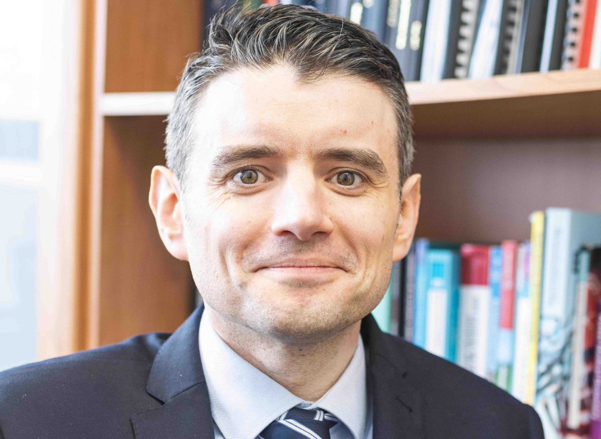 Queen's University Belfast 🎓 (@qubelfast) on Twitter photo Congratulations to Dr Garry Laverty from <a href="/pharmacyatQUB/">QUB Pharmacy School</a>, who has been awarded a prestigious Royal Society Leverhulme Trust Senior Research Fellowship for 2025.
During the twelve-month fellowship, Dr Laverty’s research will focus on developing his innovative long-acting peptide Congratulations to Dr Garry Laverty from <a href="/pharmacyatQUB/">QUB Pharmacy School</a>, who has been awarded a prestigious Royal Society Leverhulme Trust Senior Research Fellowship for 2025.
During the twelve-month fellowship, Dr Laverty’s research will focus on developing his innovative long-acting peptide