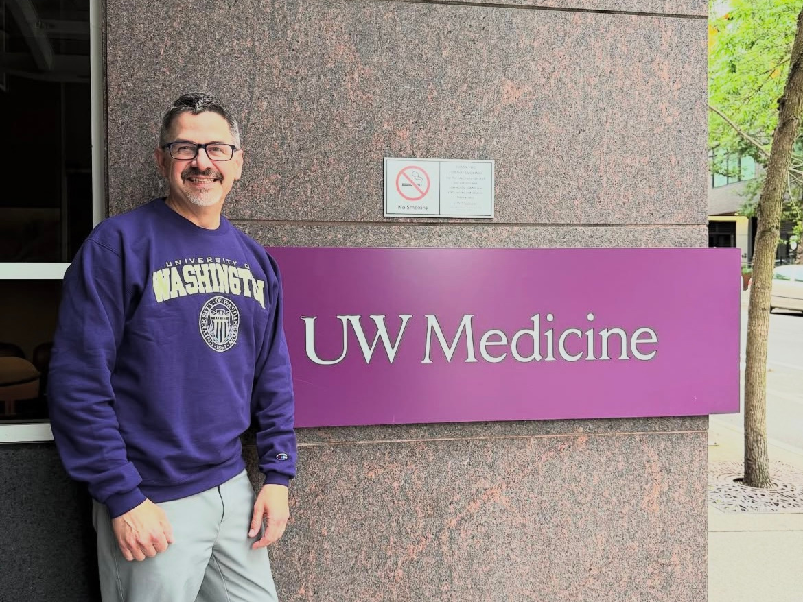 This is what our Chair, Dr. Farwell, has been up to this past week! 👏 He returned to his residency alma mater, the University of Washington, as this year’s Ernest A. Weymuller Lecturer — an incredible honor and full-circle moment. #WeymullerLecture #UWMedicine #GrandRounds