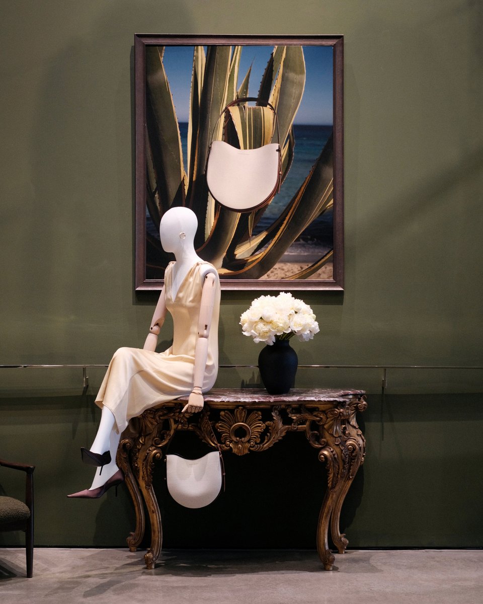 victoriabeckham's tweet image. High Summer is in full swing at 36 Dover Street.
Head to the London flagship store for our latest arrivals and discover a curated selection of Isa Grutman Jewelry until 26 June.