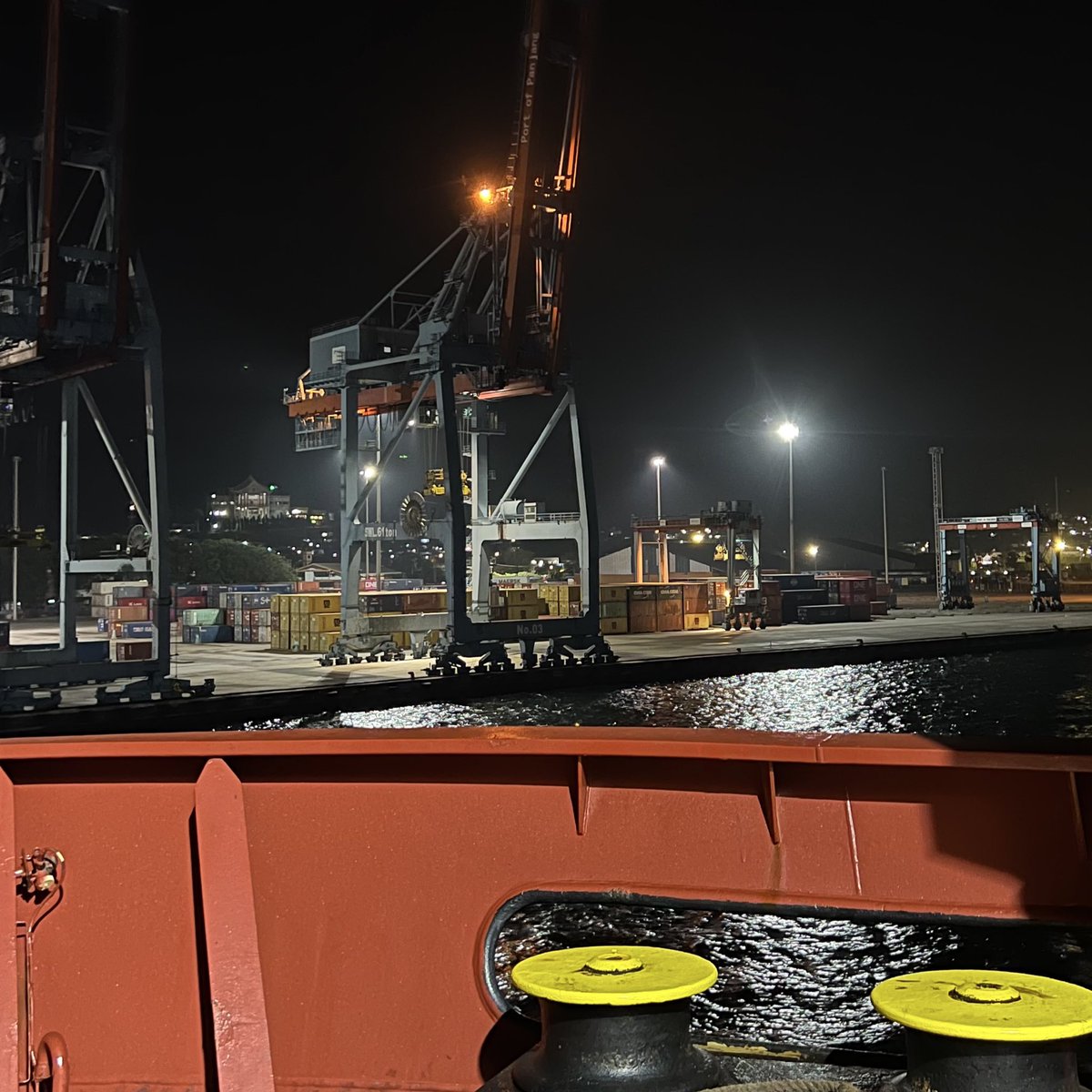llamarll5's tweet photo. 25/6 🤍👨🏻‍✈️⚓️🚢✨
Happy International Day of Seafarers https://t.co/7aDdAmqpuM