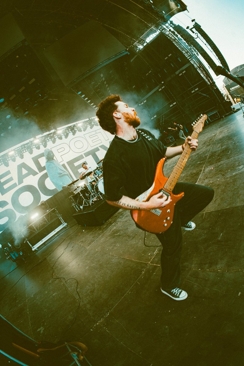 Dead Poet Society tweet media