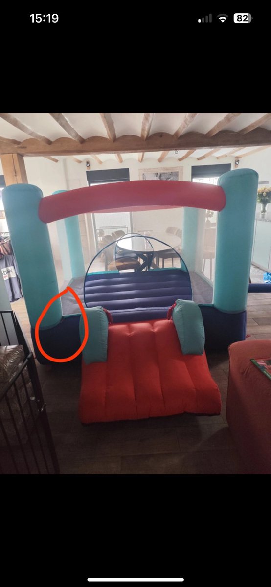 BrekWoof's tweet image. Iβm selling a small bouncy castle with the blower if anyone is interested come to my DM π
Price : asking for proposition ~