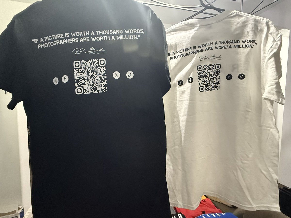 BraxtonPhoto's tweet photo. THE WAIT IS OVA🔥📸
I’m excited to officially release TWO, REDESIGNED Braxton Photography T-Shirts. #DontBeNegative has always received incredible feedback from people and it seems very fitting
This drop has been a long time coming from my first 7 years ago, and I couldn’t be more proud of how they turned out.
💥 Available NOW for purchase!
🎯 Limited quantities
🎁 Grab yours before they’re gone!
📦 Shipping available
Message me directly to order!
Any questions or request, please don't hesitate to contact me.