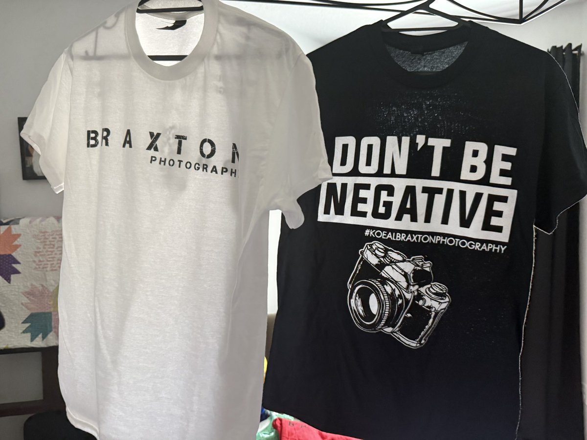 BraxtonPhoto's tweet photo. THE WAIT IS OVA🔥📸
I’m excited to officially release TWO, REDESIGNED Braxton Photography T-Shirts. #DontBeNegative has always received incredible feedback from people and it seems very fitting
This drop has been a long time coming from my first 7 years ago, and I couldn’t be more proud of how they turned out.
💥 Available NOW for purchase!
🎯 Limited quantities
🎁 Grab yours before they’re gone!
📦 Shipping available
Message me directly to order!
Any questions or request, please don't hesitate to contact me.