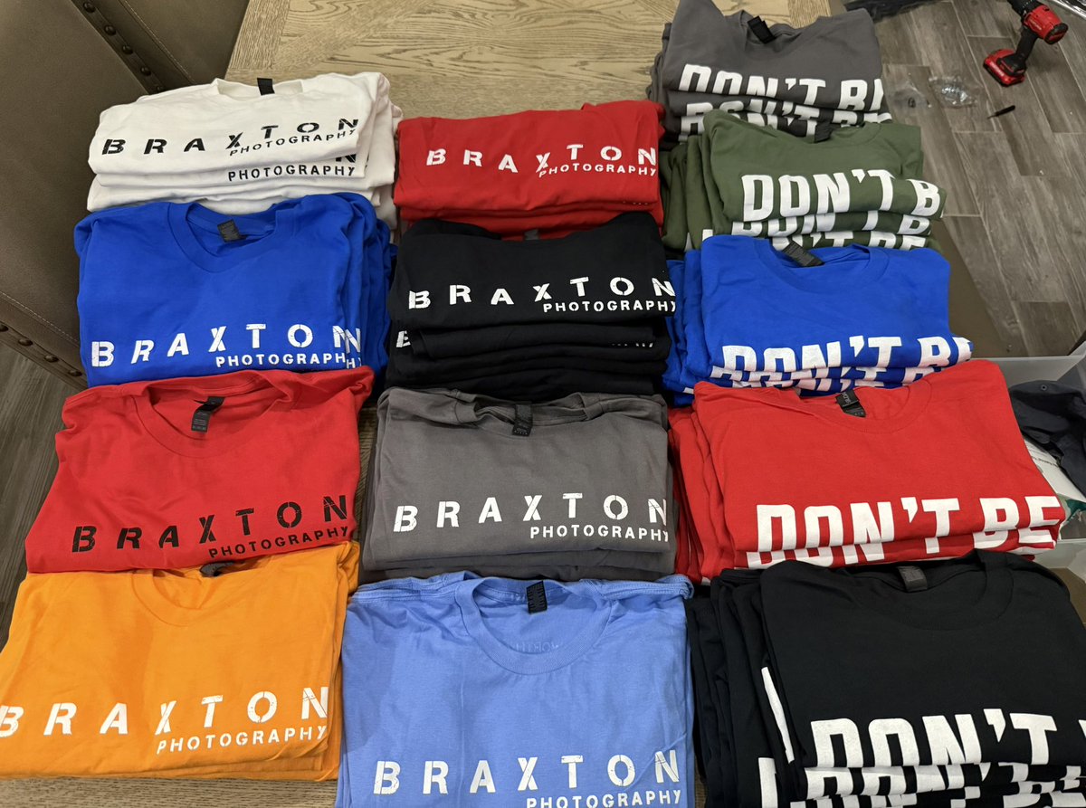 BraxtonPhoto's tweet photo. THE WAIT IS OVA🔥📸
I’m excited to officially release TWO, REDESIGNED Braxton Photography T-Shirts. #DontBeNegative has always received incredible feedback from people and it seems very fitting
This drop has been a long time coming from my first 7 years ago, and I couldn’t be more proud of how they turned out.
💥 Available NOW for purchase!
🎯 Limited quantities
🎁 Grab yours before they’re gone!
📦 Shipping available
Message me directly to order!
Any questions or request, please don't hesitate to contact me.