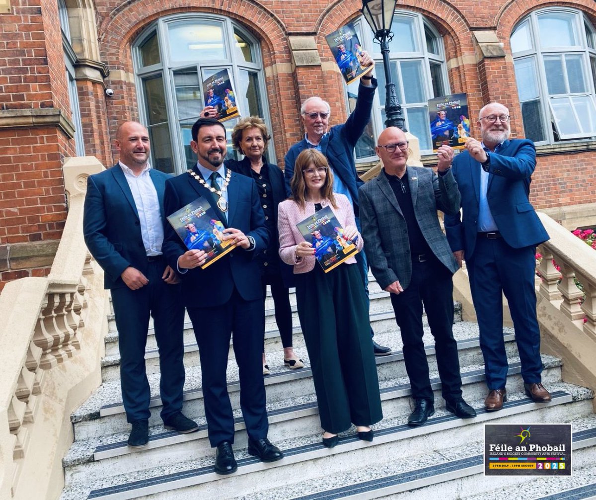 FANTASTIC LAUNCH of #Feile25 at St Mary's today and it was standing room only.  A staggering £2 million was generated last year in our local economy thanks to the <a href="/FeileBelfast/">Féile an Phobail</a>. 

1/2