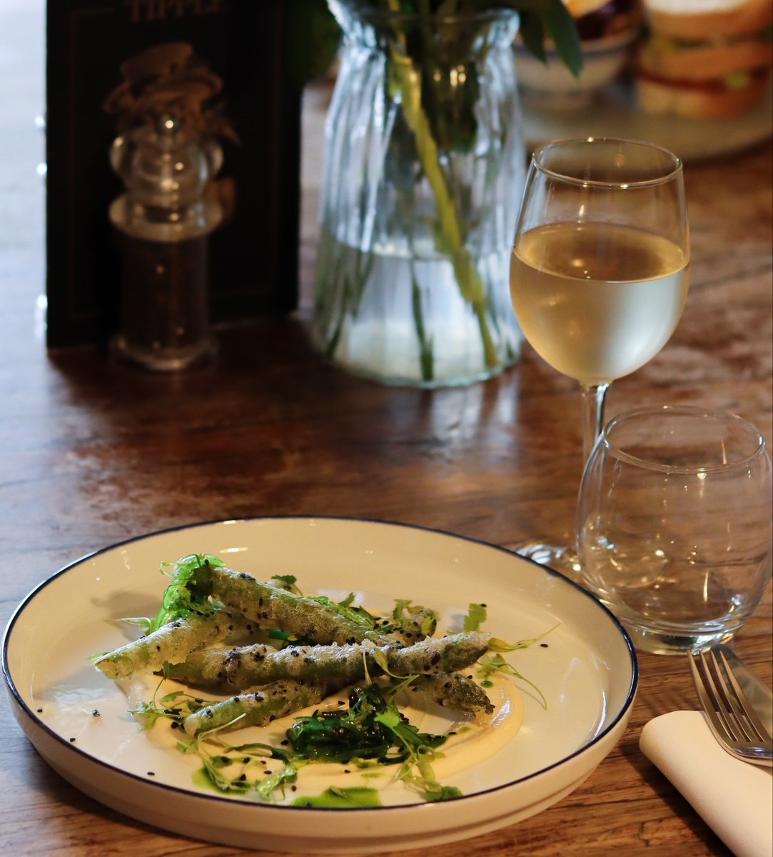 AlverbankThe's tweet photo. Delicious Small Plates of Scrumptiousness - We are conjuring up a fabulous new menu of little plates to accompany our main menu! In the meantime - check out our starters &amp; stunning salads! 🍷
 #smallplates https://t.co/rmB5VhVw4s