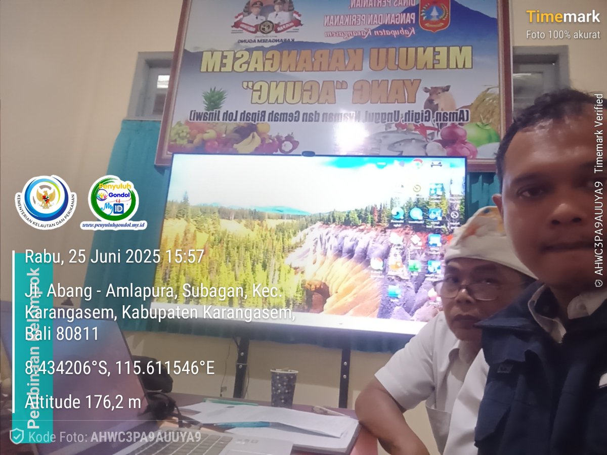 MaenTwit's tweet photo. Rabu(25/6/25),Erwin,Luhkan Kab.Karangasem.Rapat musyawarah mencari titik temu antara nelayan dan PT. Pelni selalu perwakilan kapal#LuhkanSatminkalGONDOL #Karangasem
@bpbatmandiangin
@KarangasemKab
@kkpgoid
@BudidayaKKP
@bppsdm_kp
@bppsdm_gondol https://t.co/pNcDpuM6gr