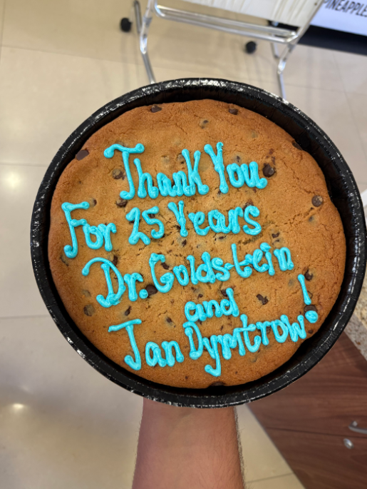 snowscholarship's tweet image. 💉 Yesterday marked 25 years of providing FREE college physicals &amp;amp; Meningitis vaccines to #SnowScholars thanks to @BaptistHealthSF! Huge thanks to Jan Dymtrow, Dr. Goldstein, Carolyn Pucci &amp;amp; Baptist Health for helping our Scholars start college healthy &amp;amp; ready!