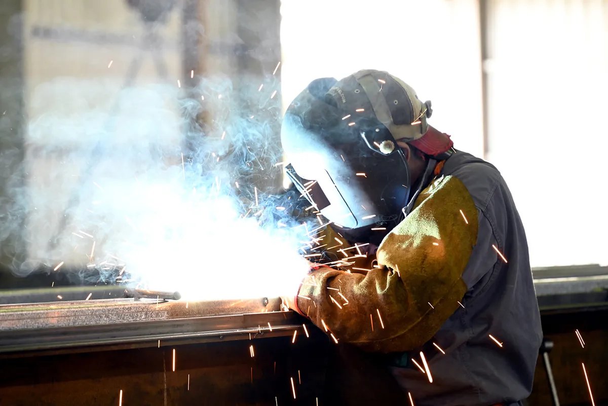 DiarioPuntal's tweet image. ⚙️ En #mayo | la #industria #riocuartense creció apenas el 1,15 por ciento.

👉 El sector continúa creciendo pero a menor ritmo que en el inicio del año. 

❗️ #Construcción sigue sin recuperarse. 

🌐 puntal.com.ar