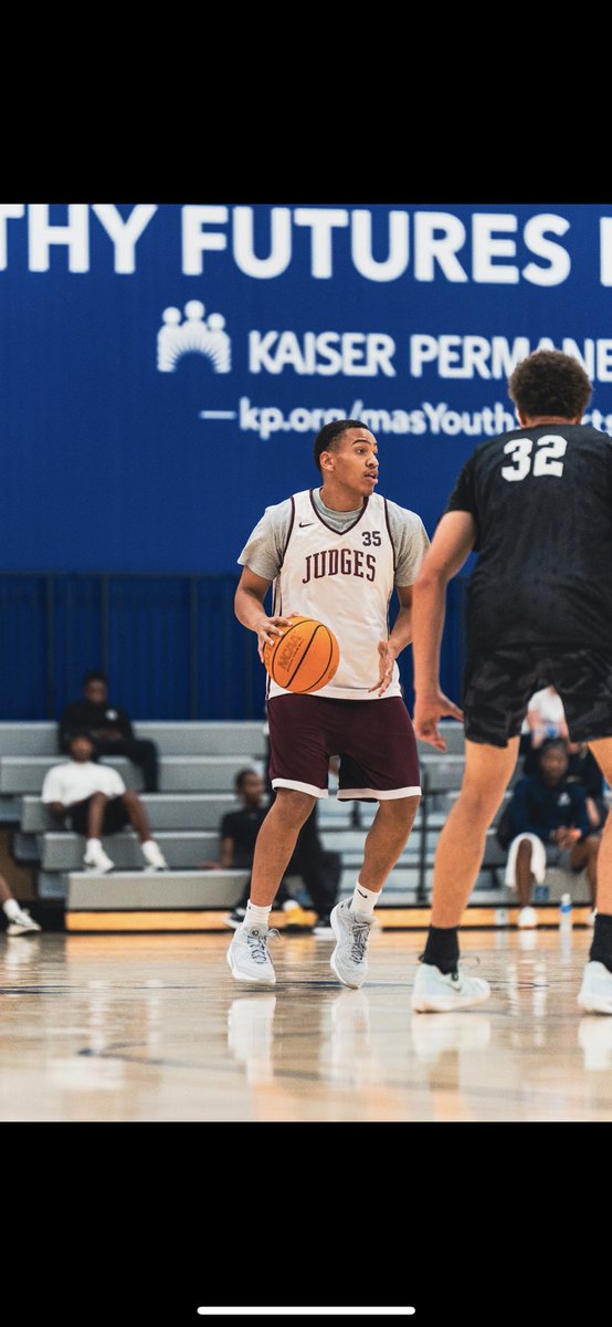 2026 6’4 Wing Kyren Oglesby will be at East Coast Live this weekend. Oglesby has garnered significant PSAC and Division 2 interest, JUCO, and Division 3 Powerhouse interest. Oglesby is a wing with strong back to the basket skills and perimeter skill. Versatile player!