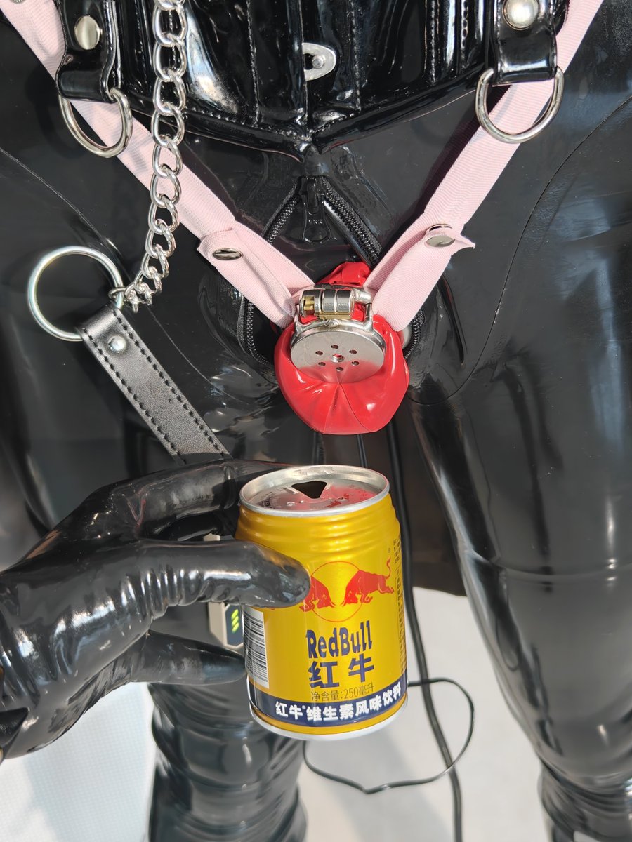 来个红牛
🙏🏻:<a href="/new_powerpoint/">新建空白演示文档</a> 
#latex