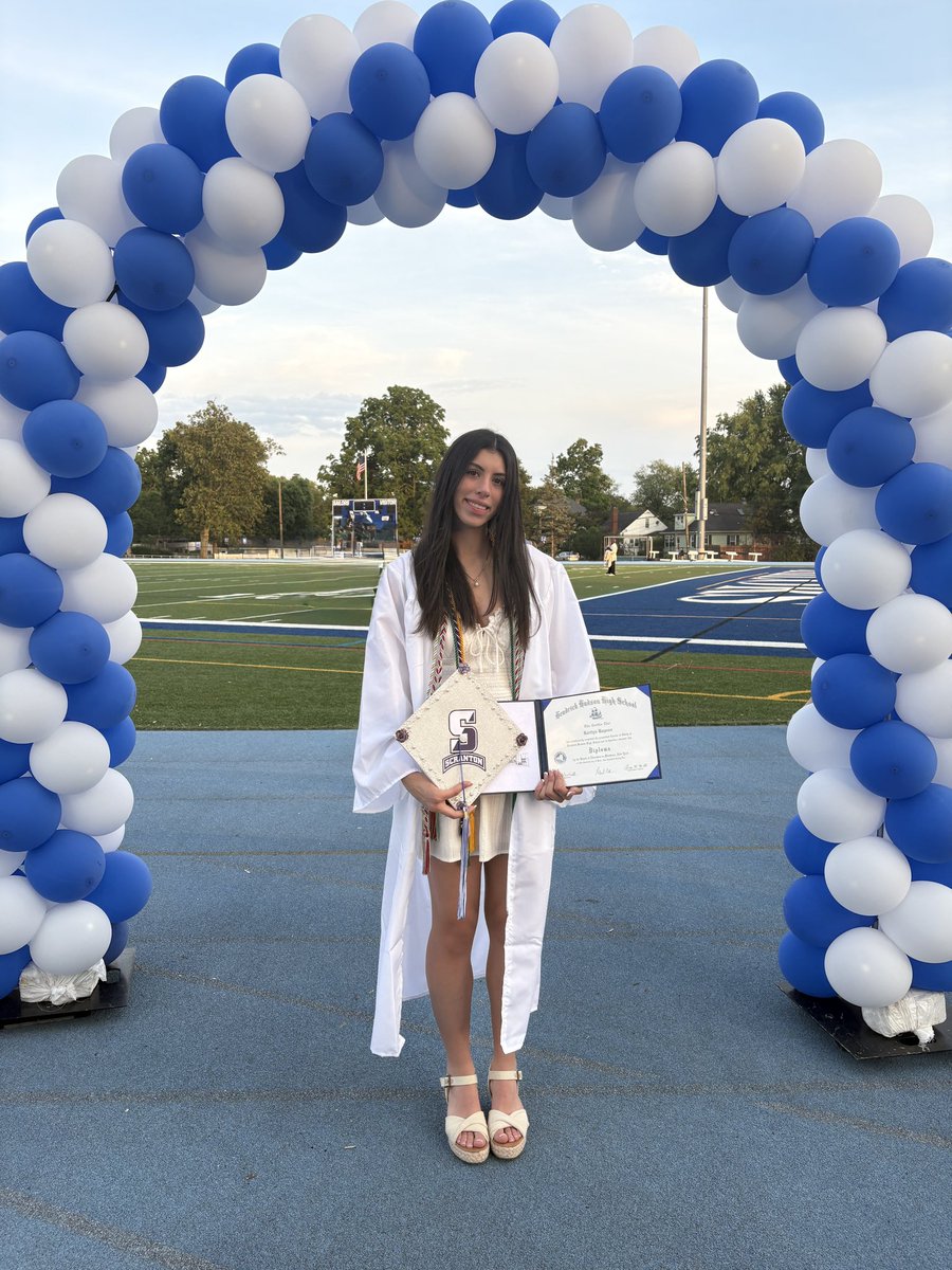Congratulations to incoming freshman Kaitlyn Raguso on her graduation from Hendrick Hudson High School!! 🎓 We can’t wait for you to join us on your next journey in Scranton!! 💜🏀