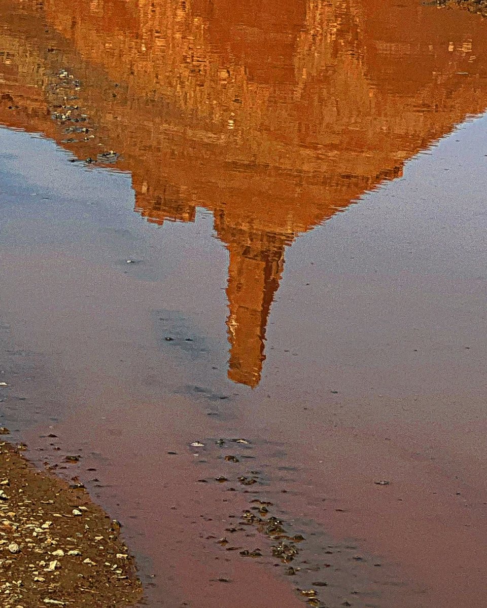 TempestWilliams's tweet image. We are not asking you to revise your public land heist
@SenMikeLee We the People, are saying retire it. Give it up. The only acceptable action by you is to listen to your constituents and your colleagues who are saying, "Not one acre." Not one.