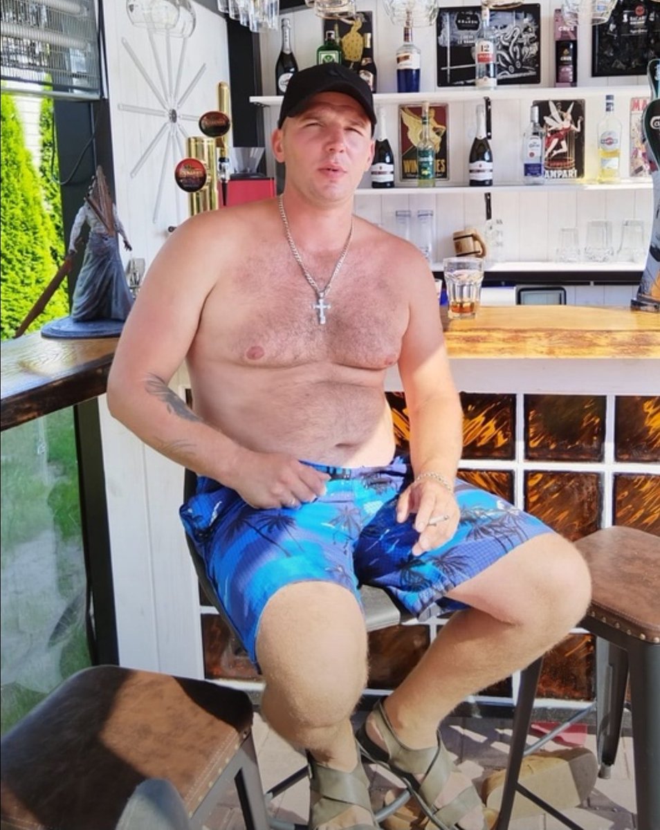 ratedrslk's tweet photo. @Truthtellerftm Clear photo with matching tattoo to avoid claims that's i am spreading wrong photos lol https://t.co/OXbQS8i7Hd