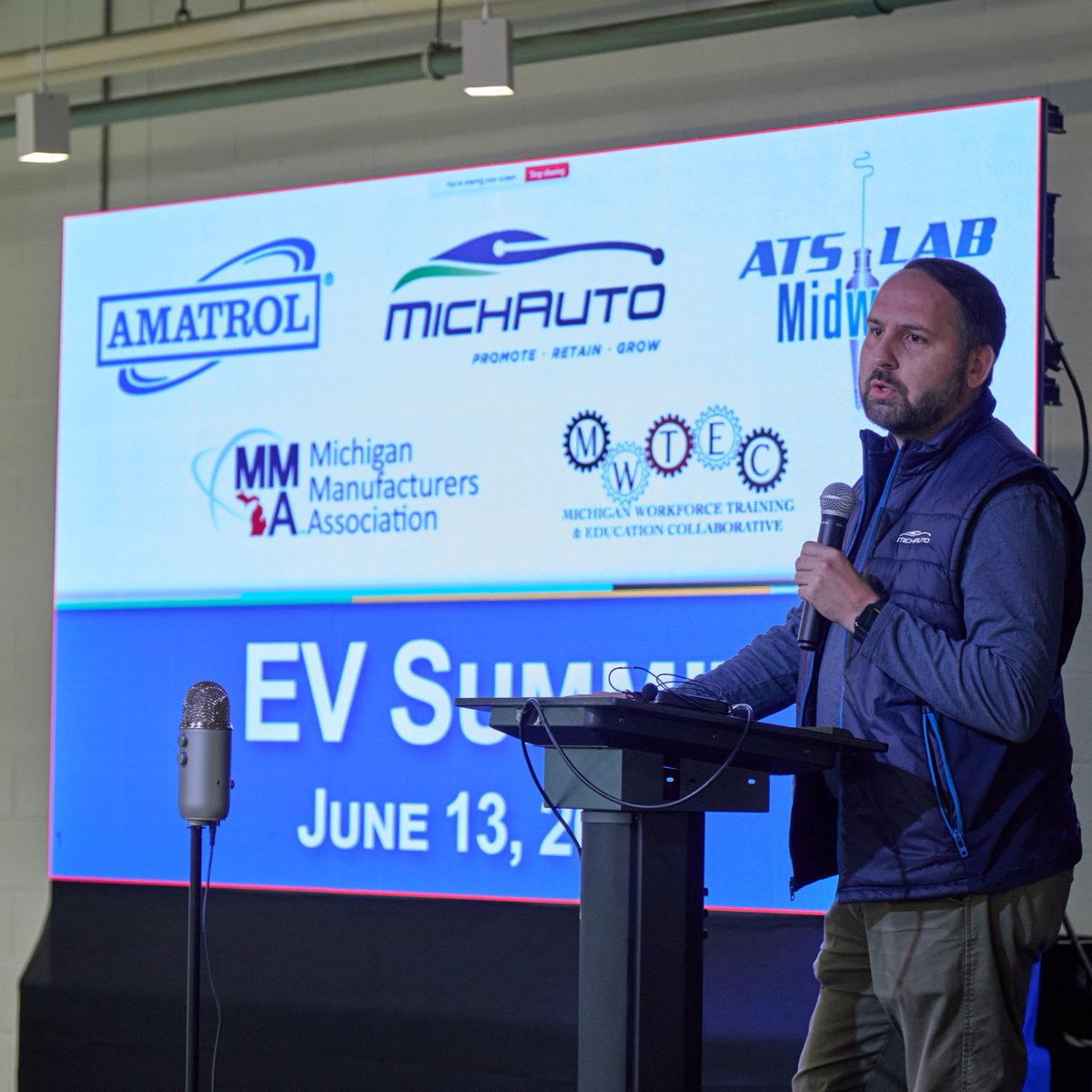 MichAuto Senior Director Drew Coleman joined @Amatrol, a key partner in developing new EV battery manufacturing eLearning, for their EV Summit. 

By committing to advancements in battery technology, developing sustainable transportation solutions, implementing government