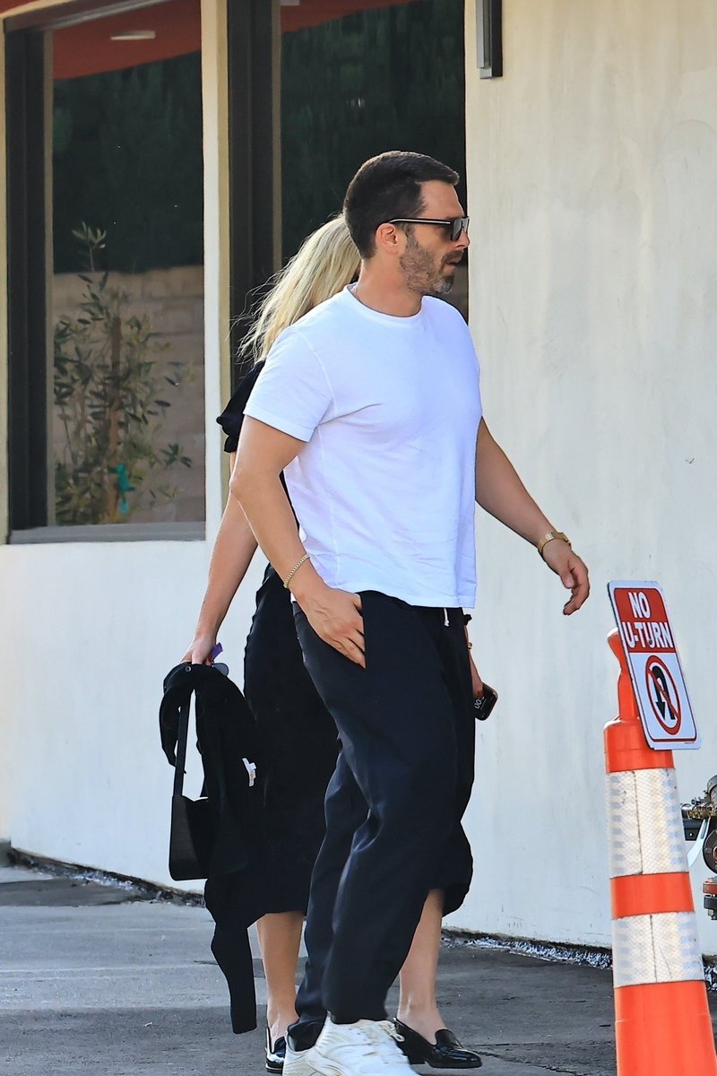 AdoringSebStan tweet picture