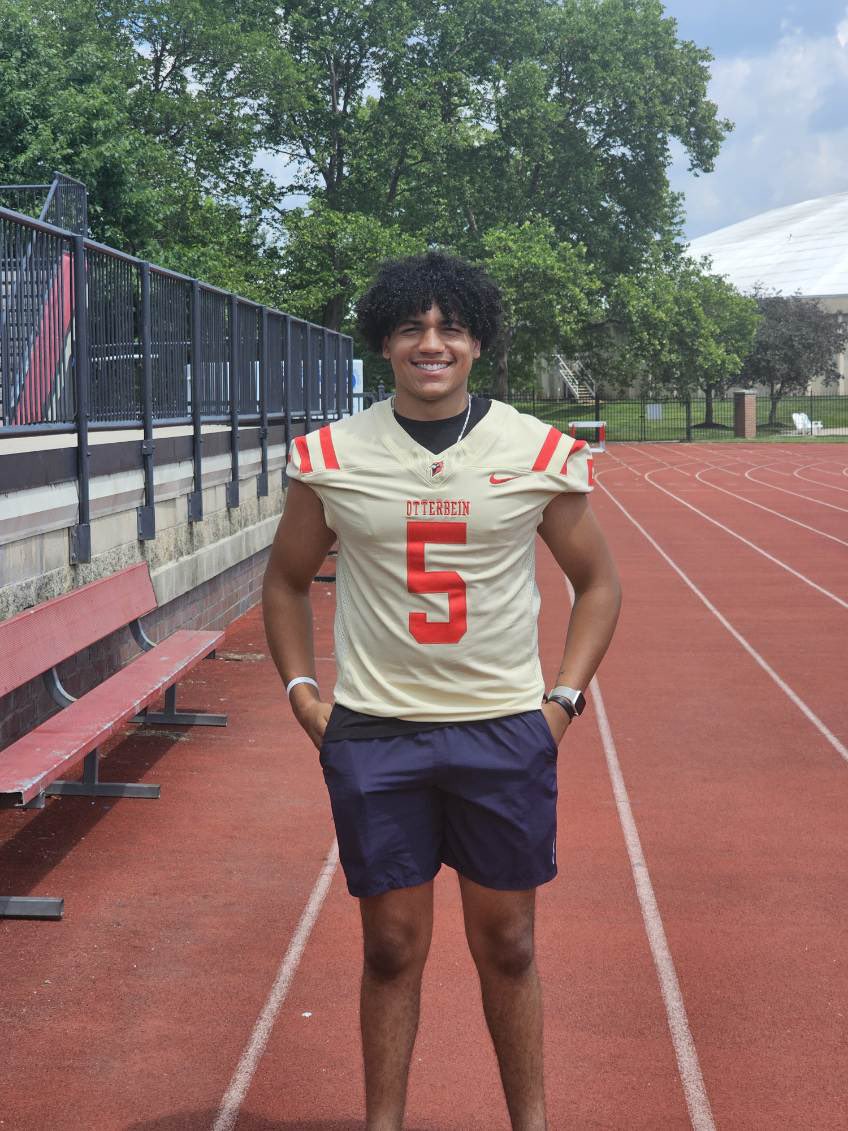 camfos245's tweet image. I had a great time at Otterbein University today thank you @CoachMarquis and @CoachHines_13 for an awesome experience, I can’t wait to be back!! 

@CoachMicahFaler @Coach_Pflug @DBCoachEllis @coach_groh