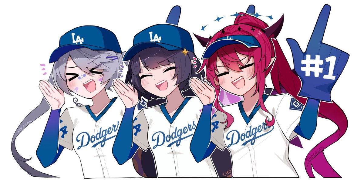 and here are the not last minute stickers i made for hololive night...!! i think they turned out pretty cute...
#hololiveDodgers