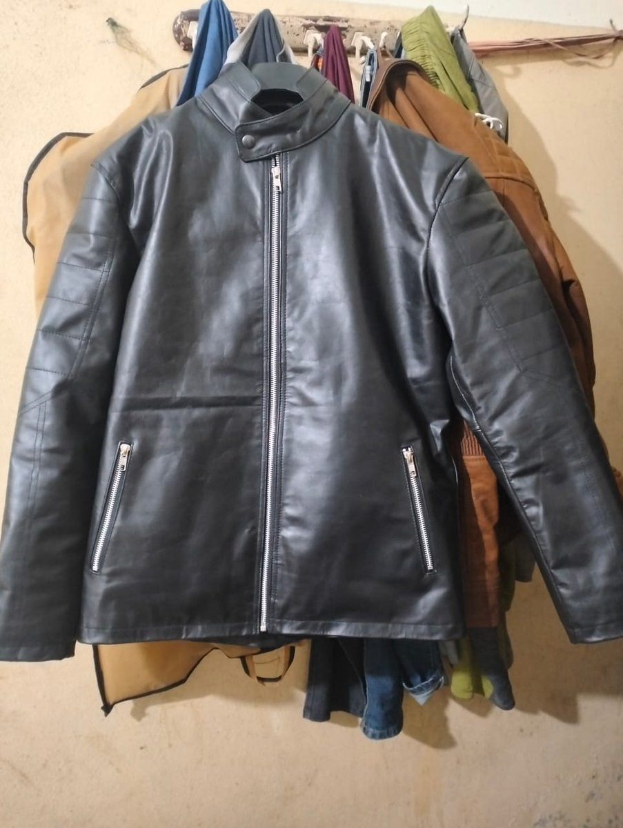 LeatherInvidia's tweet image. At Leatherinvidia, we don’t just make leather goods — we craft pieces that carry character, purpose, and timeless style.
Custom-made.

#LeatherWithSoul #ModernCraftsmanship #CustomLeather #HandmadeLuxury #LeatherStyle #B2BManufacturing #PrivateLabel #GlobalExport #MensFashion