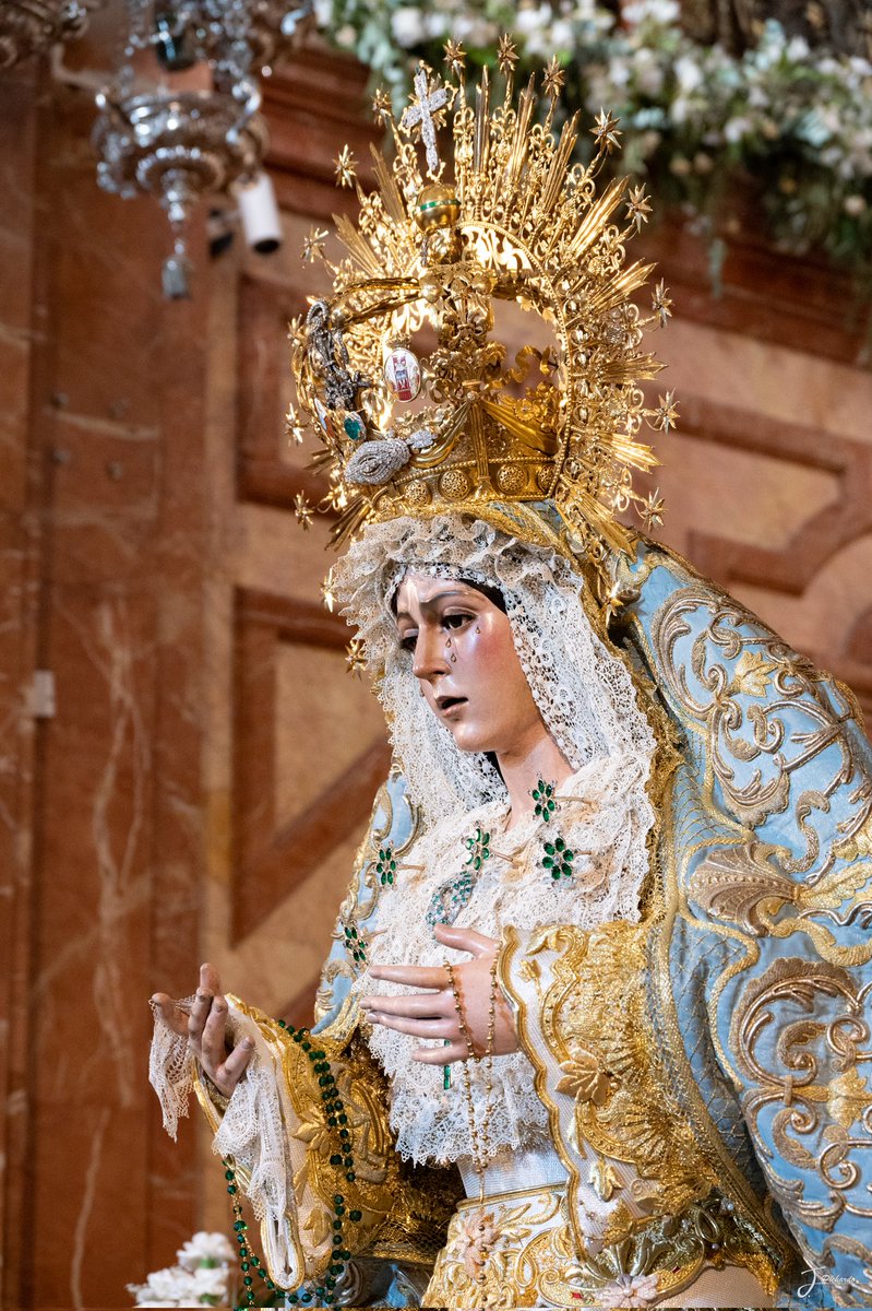 La Virgen de la Esperanza.