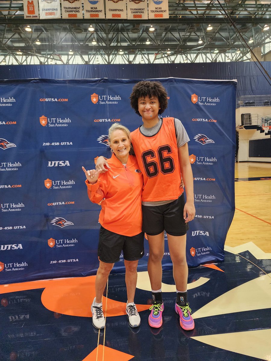 Jasmine Travis (@jasmine_travis0) on Twitter photo Had a great time at the <a href="/UTSAWBB/">UTSA Women’s Basketball</a> camp this past weekend! Had the opportunity to get better and compete against a great group of girls! <a href="/CoachKarenA/">Karen Aston</a> Had a great time at the <a href="/UTSAWBB/">UTSA Women’s Basketball</a> camp this past weekend! Had the opportunity to get better and compete against a great group of girls! <a href="/CoachKarenA/">Karen Aston</a>