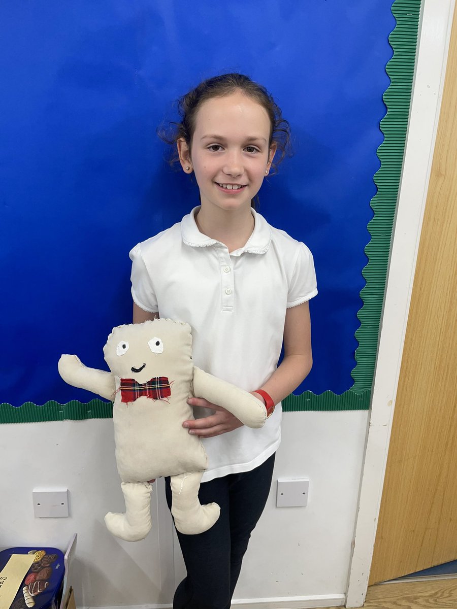 Miss Robinson tweet media