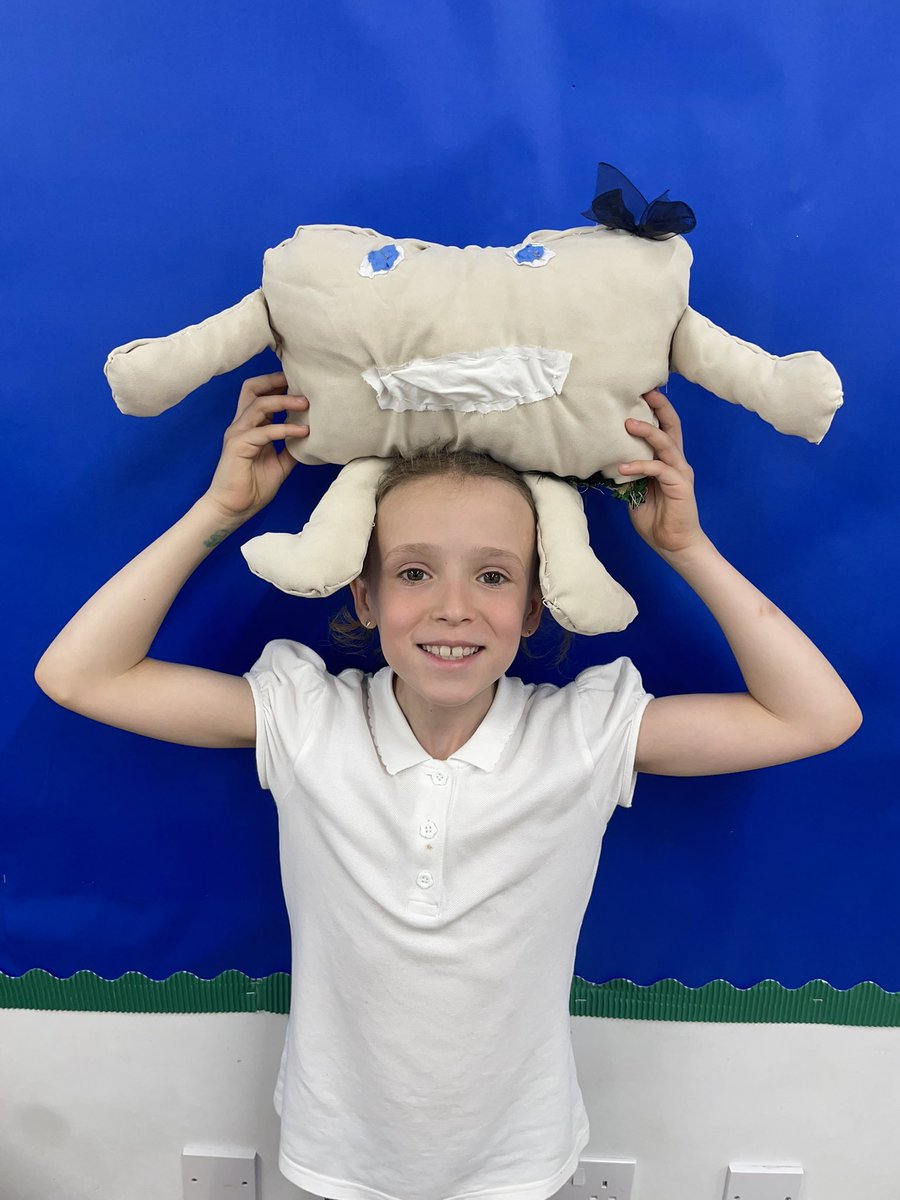 Miss Robinson tweet media