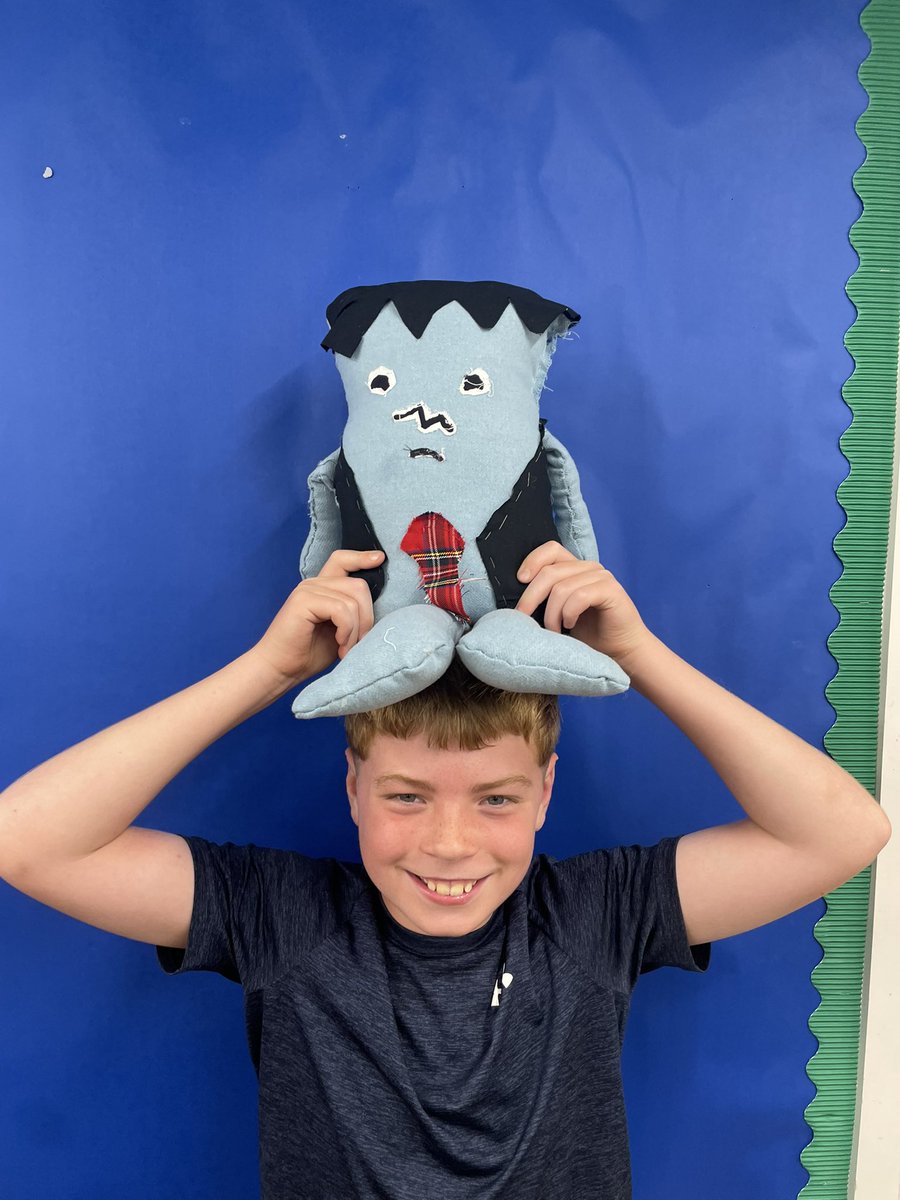 Miss Robinson tweet media