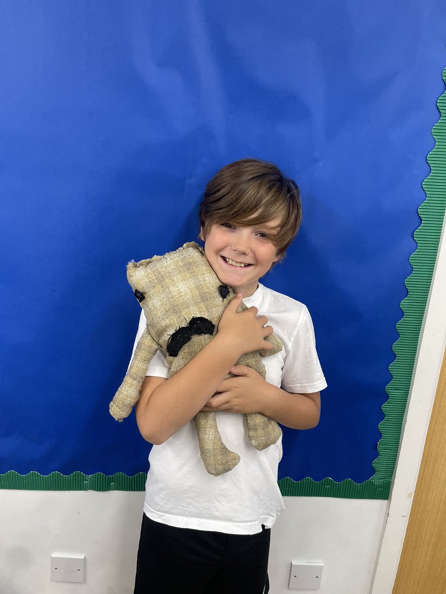 Miss Robinson tweet media