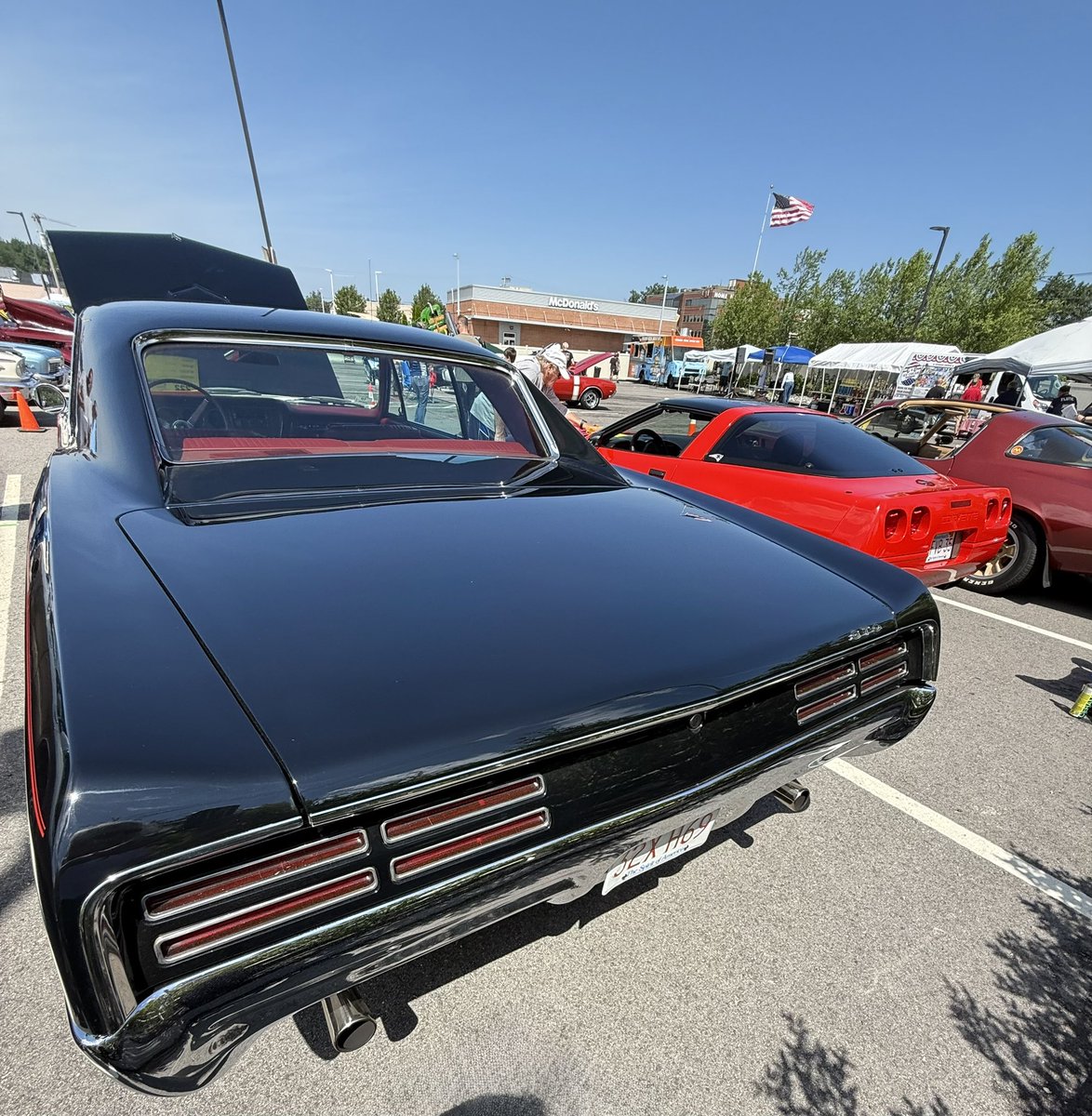 Anne04260426's tweet photo. Happy #WideTrackWednesday π
Beautiful 1967 Pontiac GTO βGOATβ πβ€οΈ
Car Show, Milford MA https://t.co/Wwf0IpRNSr