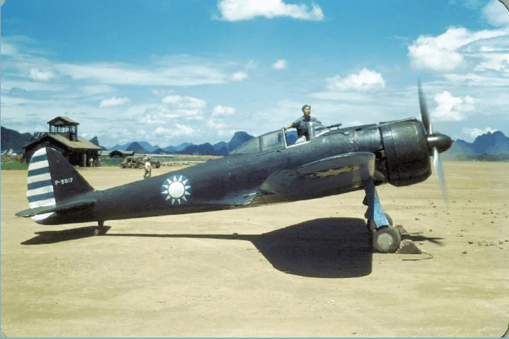 sentandoapua's tweet photo. Caça chinês Nakajima Ki43 II, capturado dos japoneses, China, 1945

#aviação #militar #historia #WWII #AviaçãoDeCaça #China #Ki43 https://t.co/8b4YSDxZNi