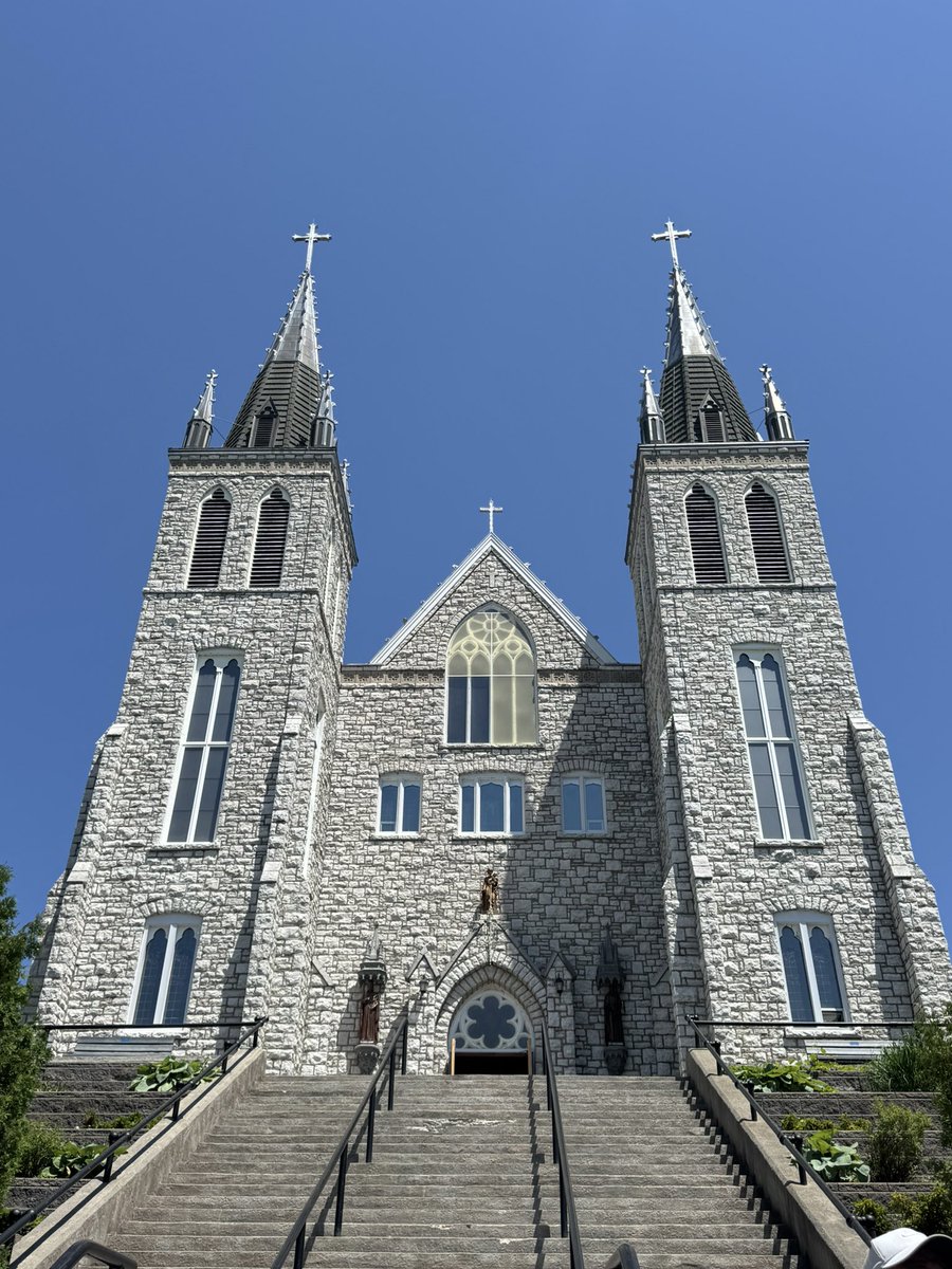 Ms. Naccarato’s Grade 8 Class tweet media