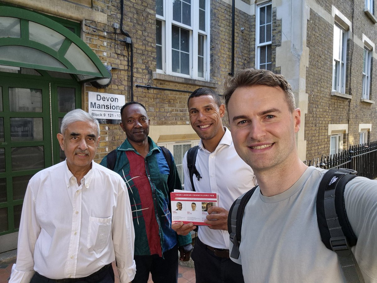 We spoke to lots of residents at Devon Mansions tonight and will be helping with issues related to housing, repairs, waste management and more. 

Thanks to everyone who took the time to speak with us.