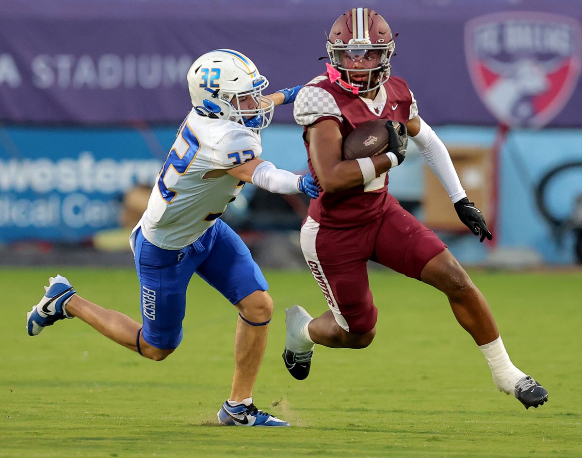 Star wide receiver Tatum Bell Jr. is back at Frisco Heritage after announcing transfer to Lewisville.
The three-star recruit, who is committed to UNLV, is the son of former NFL running back Tatum Bell.

Read: dallasnews.com/high-school-sp…

#txhsfb <a href="/SportsDayHS/">SportsDayHS</a> <a href="/Friscoisdsports/">Official Frisco ISD Sports</a> <a href="/dctf/">Dave Campbell's — TexasFootball.com</a>